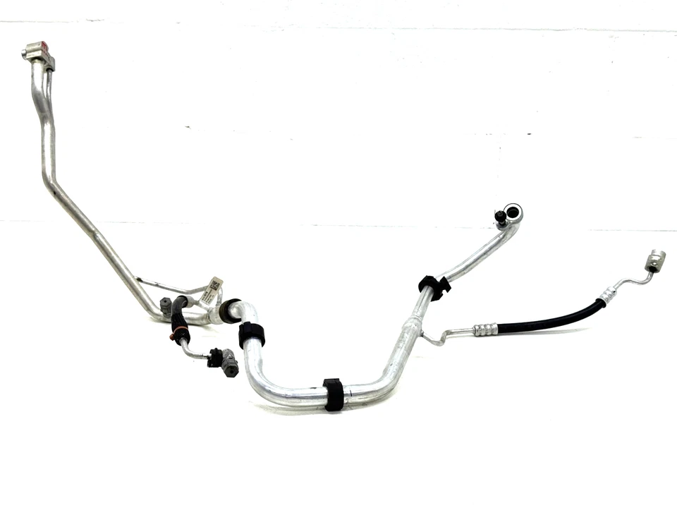 2018–2024 GMC TERRAIN CHEVY EQUINOX AC A/C REFRIGERANT HOSE LINE 84761079 OEM - Image 3 of 4