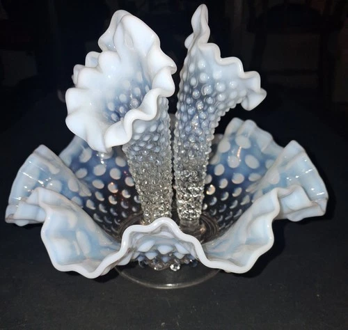 ANTIQUE FENTON DIAMOND LACE LG. HOBNAIL OPALESCENT ART GLASS FLOWER EPERGNE VASE