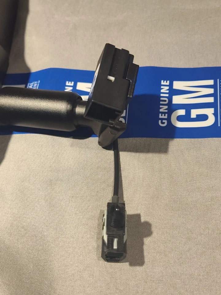 New Genuine GM Mirror Inside 13536995 Silverado-Tahoe-Blazer-GMC Sierra-XT6-XT5 - Image 3 of 4