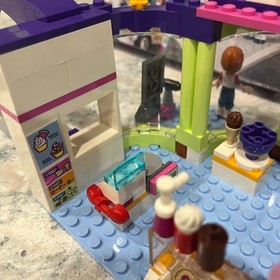 Lego Heartlake Frozen Yogurt Shop Friends Set 41320 No Car