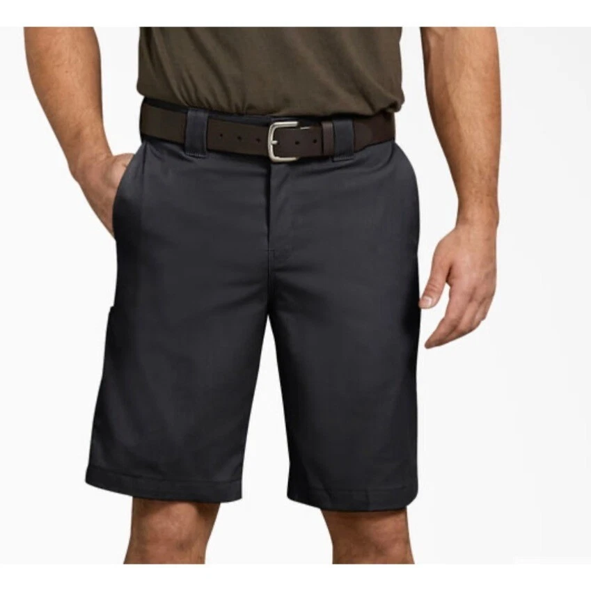 2 Pairs Of Men s Black Dickies Work Shorts Size 32 11 Inseam