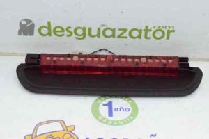 63257145519 scheinwerfer hinten zentral BMW SERIE 3 BERLINA 2.0 2004 519453