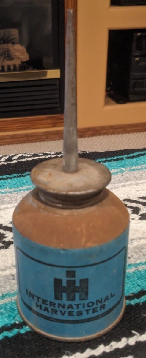 IH International Harvester Blue Metal Oiler Oil Can Tractor