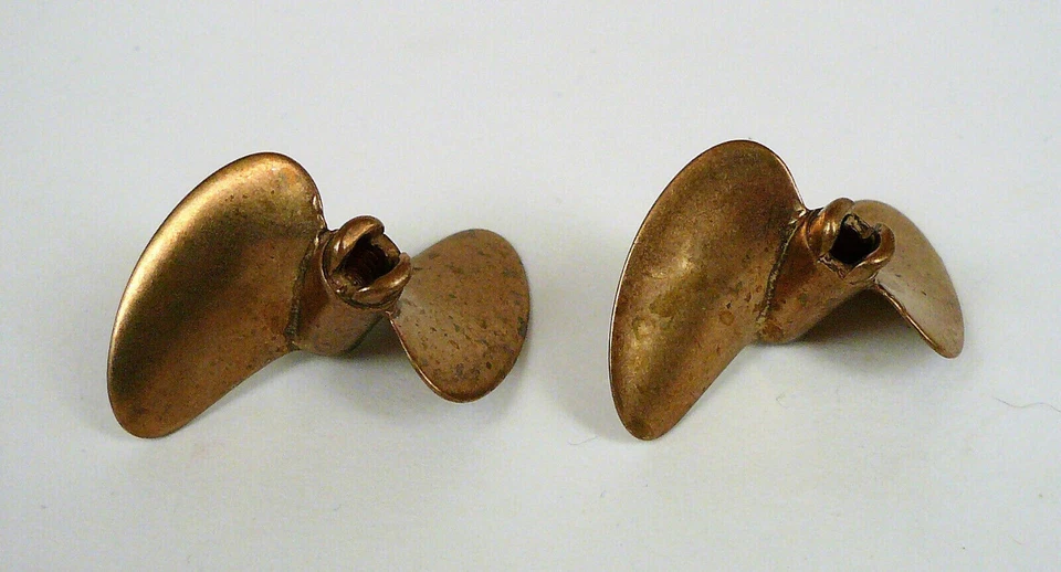 Aquacraft AQUB9715 Pair of 2-Blade Brass R/C Boat Props 40 x 53 - Image 2 of 3