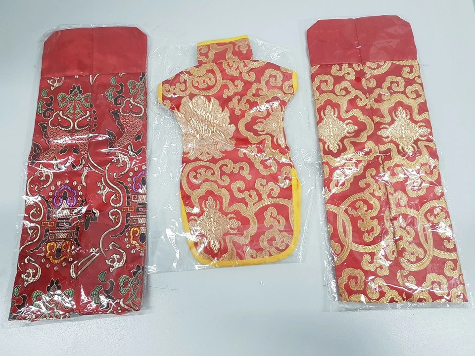 NEW Wine Bottle Cover Set of 3 Oriental Gold & Red Fabric with Intricate Details — 第 3/3 张图片