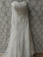 Private Collection White Beaded Lace Ruchel Waist Size 11/12 Wedding Dress