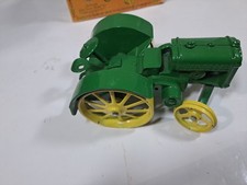 RARE VINTAGE IN ORIGINAL BOX JOHN DEERE MODEL D TRACTOR 1923