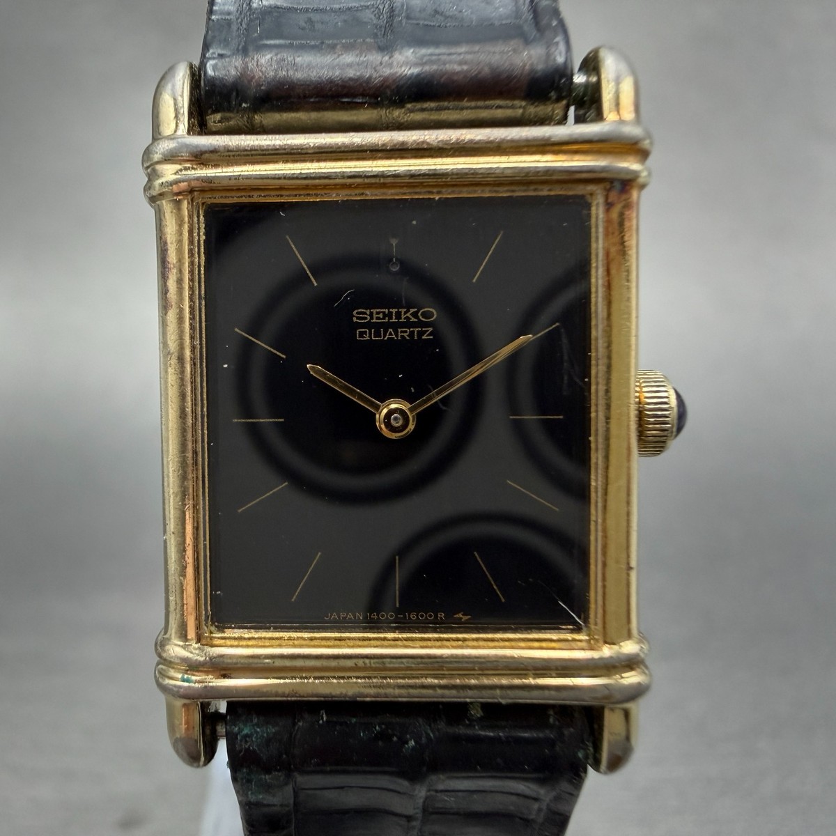 Seiko Tank Watch Women 19mm Black Dial Gold Tone Rectangle 1400