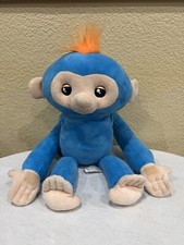 WowWee Fingerlings Hugs Boris The Blue Monkey Interactive Plush Soft Toy
