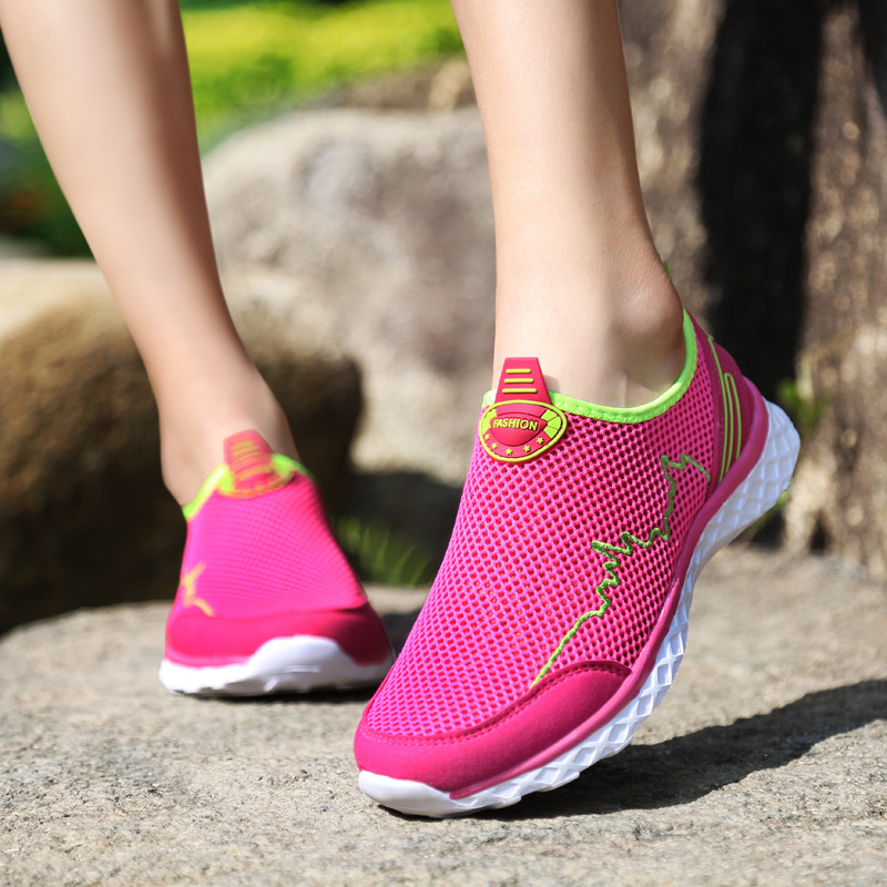 aqua sneakers for women