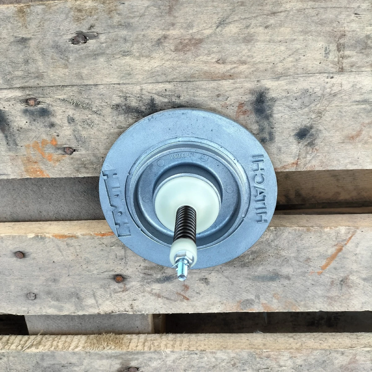 Ventil Hydrauliköltank 4643444 passend für Hitachi | eBay 