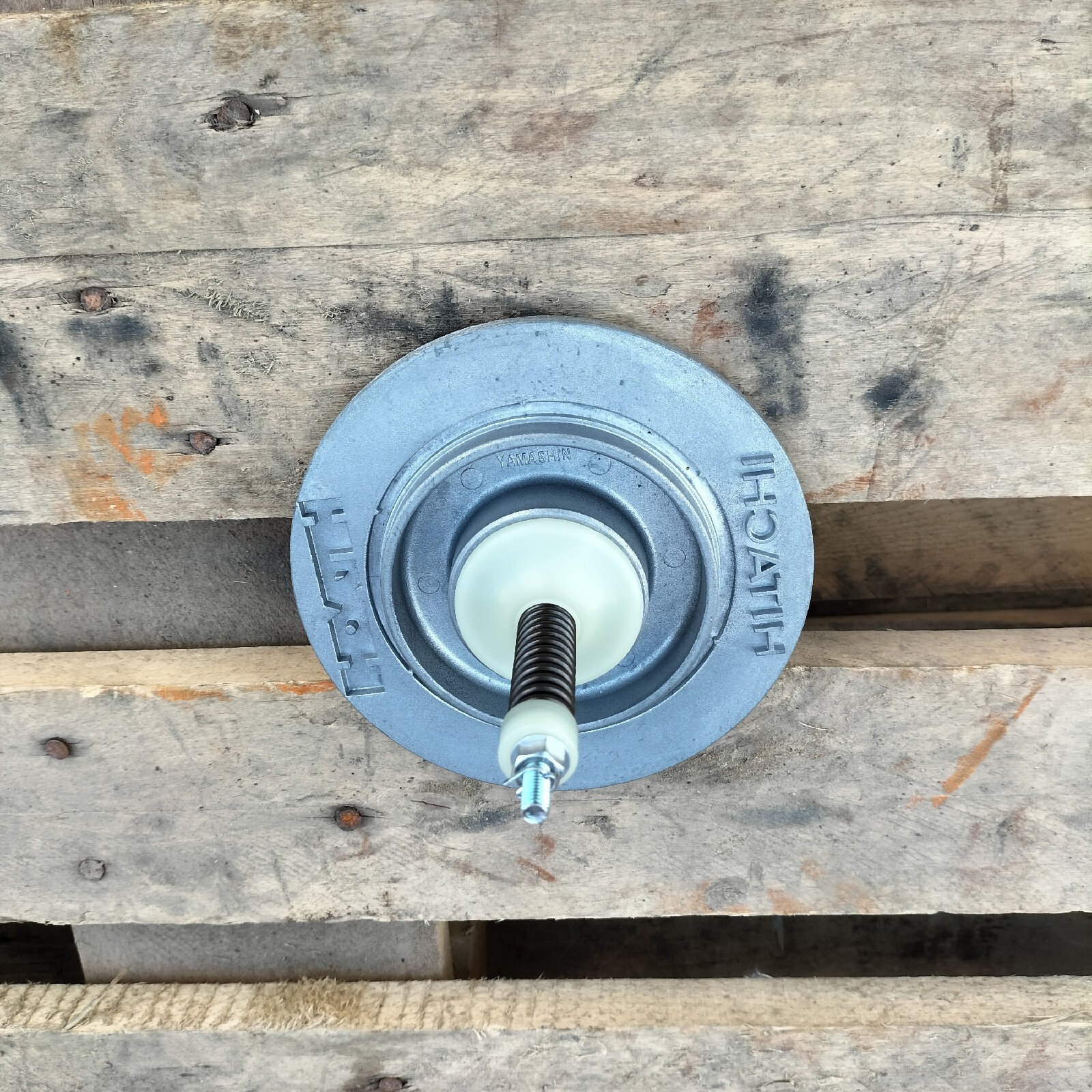 Ventil Hydrauliköltank 4643444 passend für Hitachi | eBay
