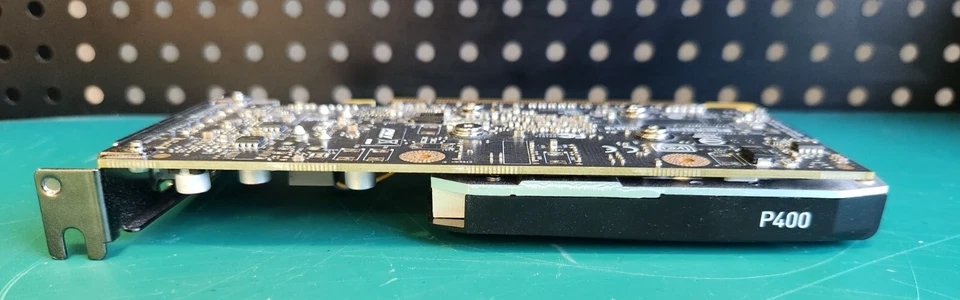 NVIDIA Quadro P400 professional graphics card 2GB GDDR5 3 x MiniDP Low Profile - Image 4 of 4