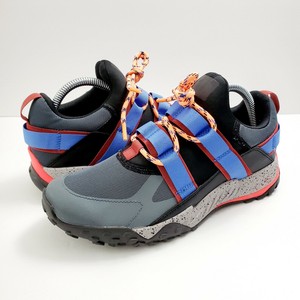 under armour valsetz trek