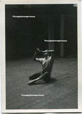 G1480 Foto Mann Tänzer Boy Tanz Ausdruckstanz Kunst