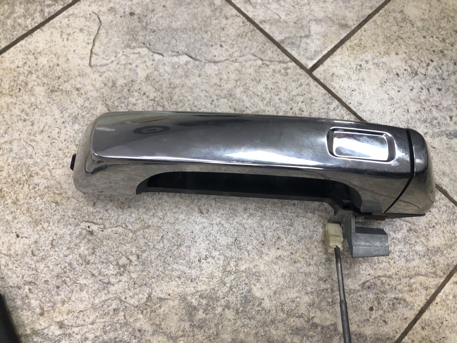 200610 HUMMER H3 OEM Passenger Front Door Lock Latch Actuator with