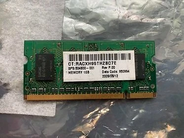 Samsung M470T2864QZ3-CF7 RAM 1GB 2Rx16 PC2-6400S-666-12-A3 2 (B8) - Image 2 of 2