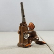 1940'S BARCLAY MANOIL SOLDIER LEAD ANTI AIRCRAFT 2. 41B