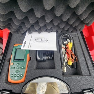 Extech PRC30 Multifunction Process Calibrator