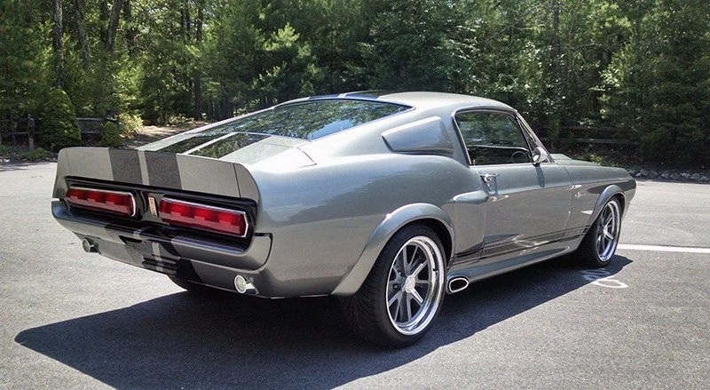The GT500s got a distinctive tail treatment from Shelby.