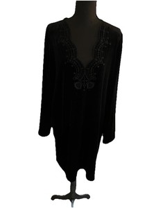 green emerald velvet dress Zara velvet embroidered vest