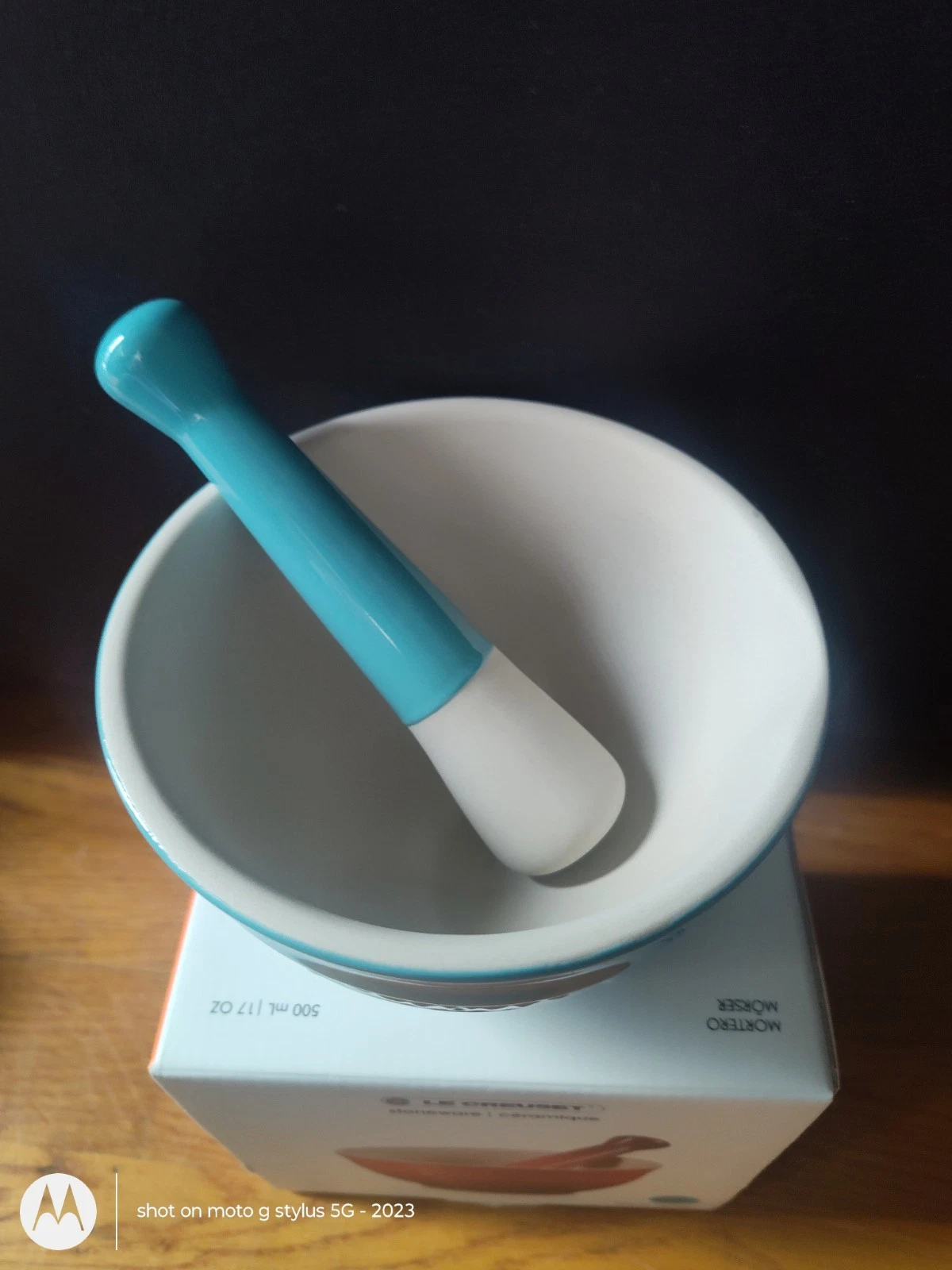 Le Creuset Stoneware Mortar & Pestle, 10 fl. oz. Turquoise Blue, New