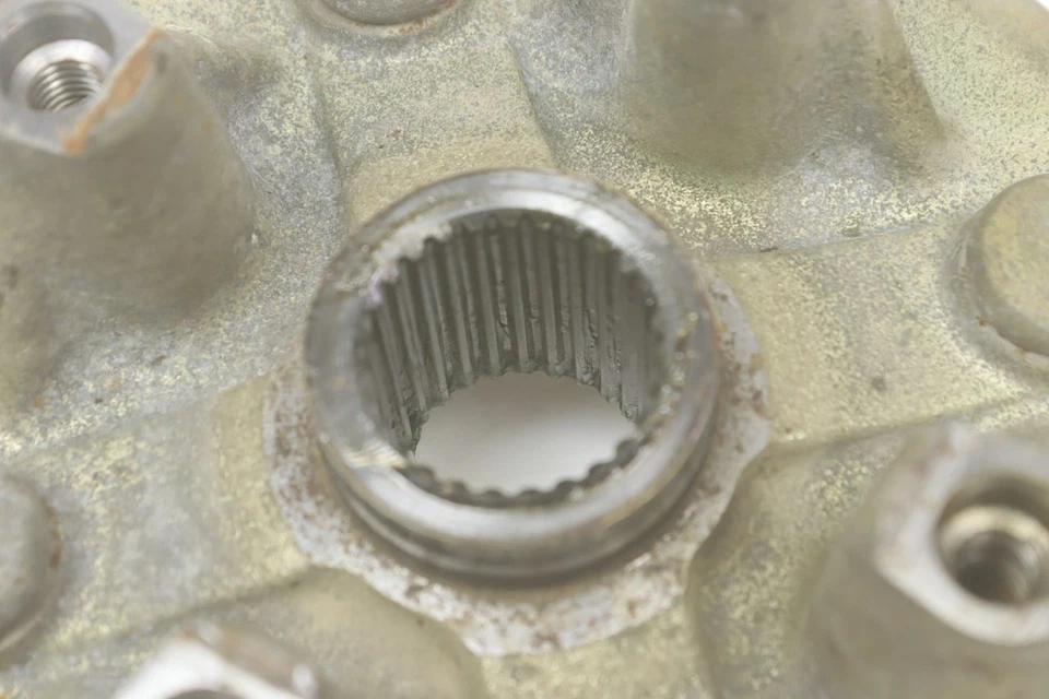 KYMCO UXV 500 11 buje delantero 4470A-LEE8-900 #2 52231 Foto 2 de 4