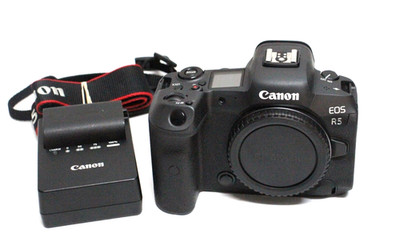 Canon EOS R5 45MP Mirrorless Digital Camera Body only charger 600 shutter count