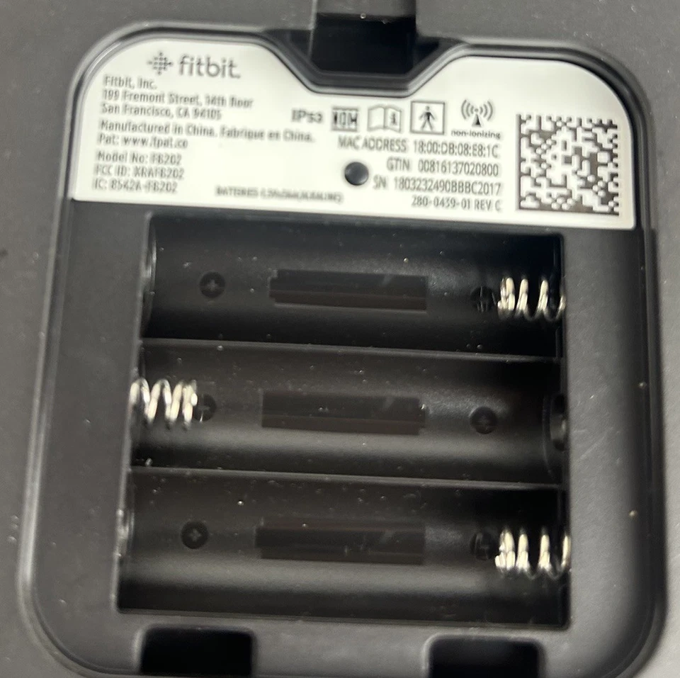 Умные весы Fitbit Aria 2 Wi-Fi черные FB202BK - Изображение 4 из 4