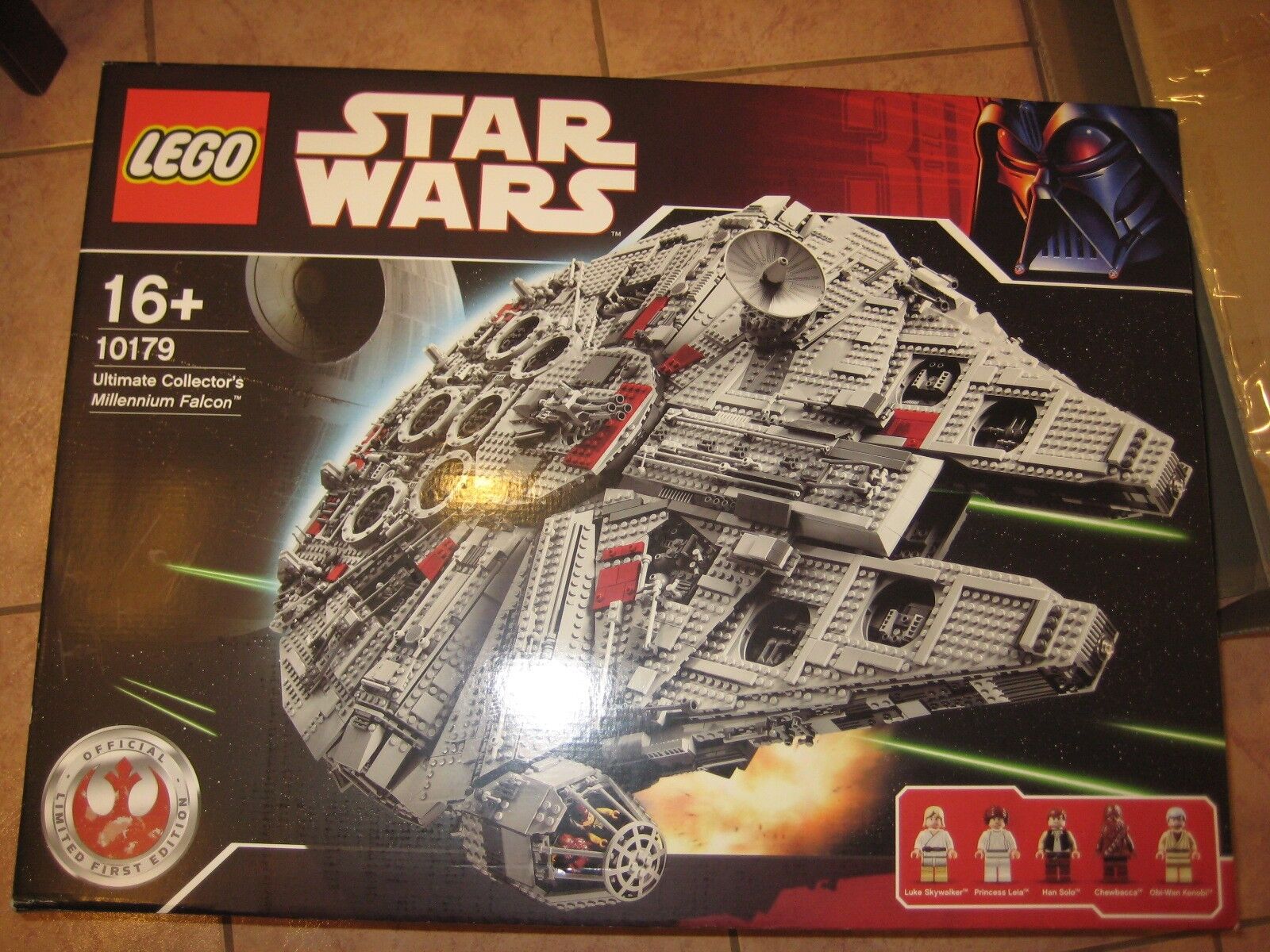 Star Wars Ultimate Millennium Falcon 10179 1st edition certific 673419079419 | eBay