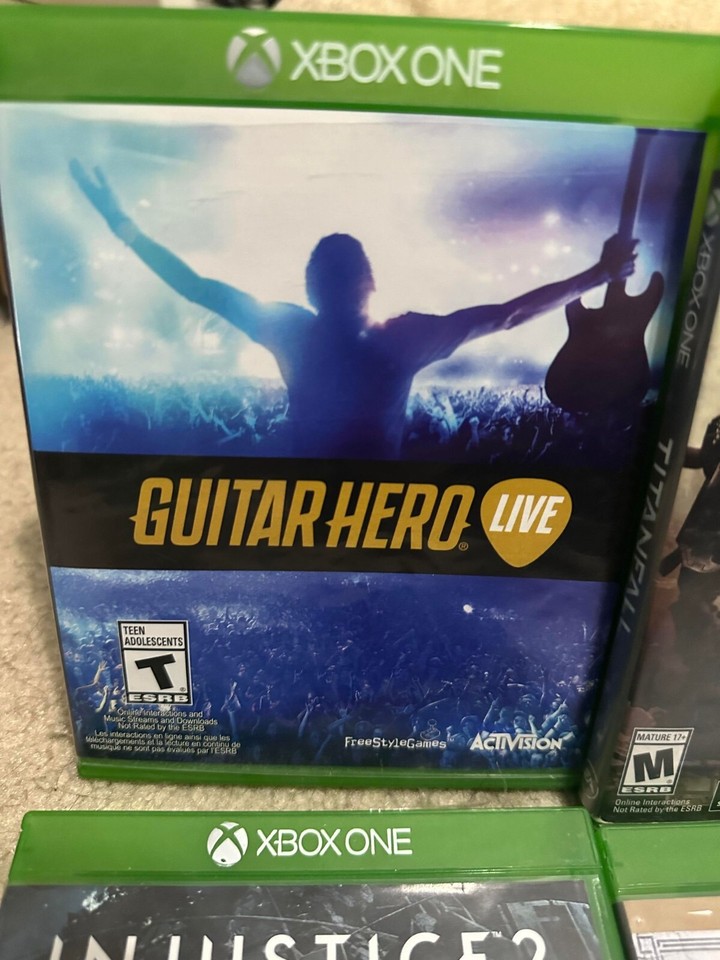 Xbox One Game Bundle Lot Of 6 Titanfall, Just Dance, Elder Scrolls