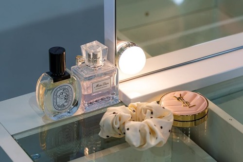 WHITE GLASS TOP MAKE-UP DRESSER TABLE WITH LED MIRROR WITH DRAWER KLDS11-G - Picture 9 of 17