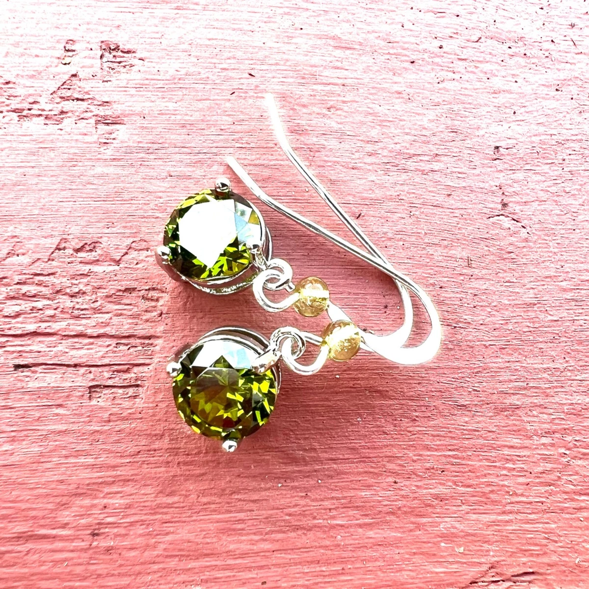 Diopside jewelry shop