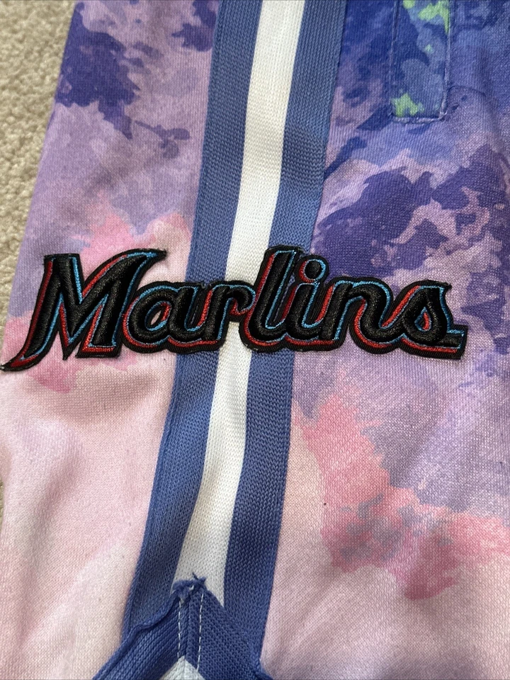 Pro Standard Miami Marlins Team Classic Men's S Multicolor Basketball Shorts. - Image 3 of 4