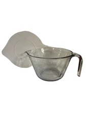 The Pampered Chef Measuring Cup Mixing Batter Glass Bowl w/lid 4 Cup / 1 Qt