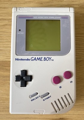 Nintendo Game Boy Classic DMG-01 in Grau