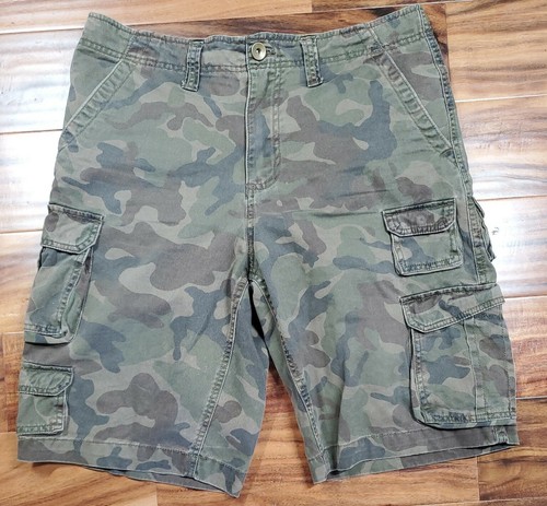 No Boundaries green camo cargo shorts 