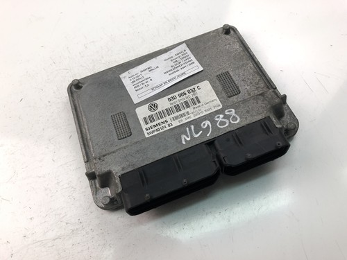 VW POLO 9N Motorsteuergerät ECU 03D906032C 2002 18048318