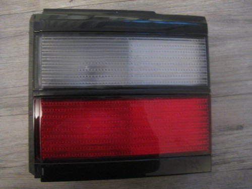 original VW Passat 35i Variant  Rückleuchte rects 333945108 , 333 945 108