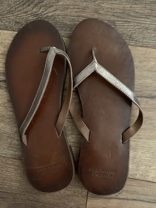 abercrombie and fitch sandals