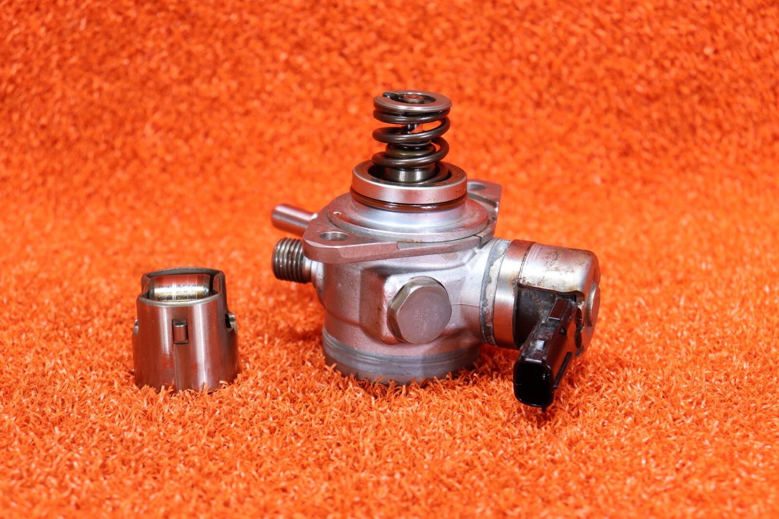 🇺🇸 HPFP HIGH PRESSURE FUEL PUMP 2.0L I4 FORD FOCUS 20122017 CM5E9D376