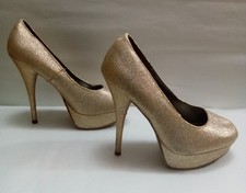 Stiletto dorado brillante Brash con suelas de plataforma tamaño 7,5 W