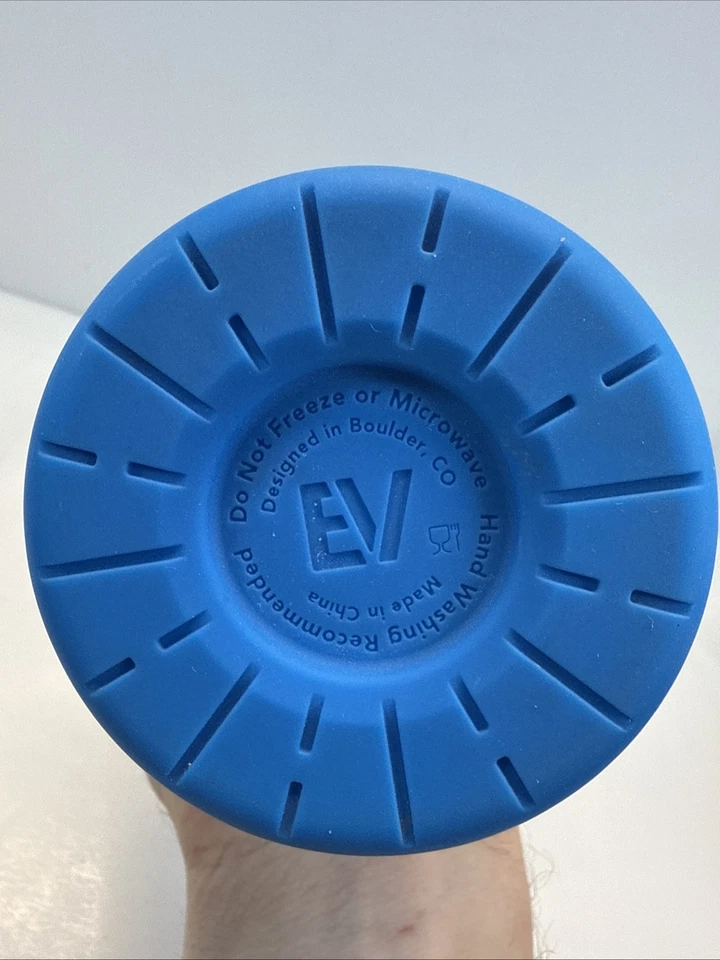 Botella de agua EcoVessel BOULDER azul TriMax aislada de acero inoxidable 24 oz Foto 3 de 4