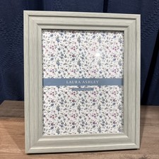 Laura Ashley Photo Frame 8x10 Wood Pastel Green Cottagecore Vtg 90s