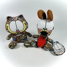 Garfield & Odie Dog Comic Strip Print Plush 2022 Viacom Nickelodeon Toy Factory