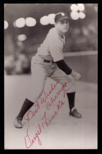 Virgil Trucks 1941-1952 Detroit Tigers AUTOGRAPHED SIGNED REAL PHOTO POSTCARD - Picture 1 of 2