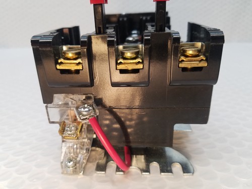 ARRANCADOR MOTOR CUADRADO D SCHNEIDER ELECTRIC 8911DPSO13V02 BOBINA 120 VOLTIOS 20 AMPERIOS - Imagen 7 de 12