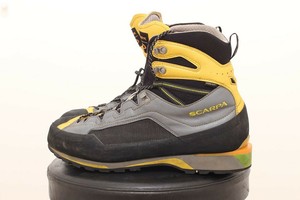 scarponi trekking scarpa