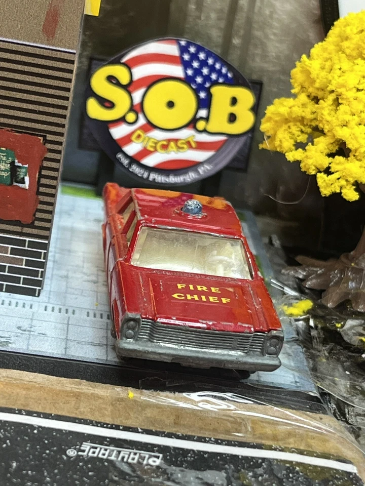 Lesney Matchbox Series 1966 Ford Galaxie Fire Chief No 55/59 Red Diecast EX Cond - Image 3 of 4