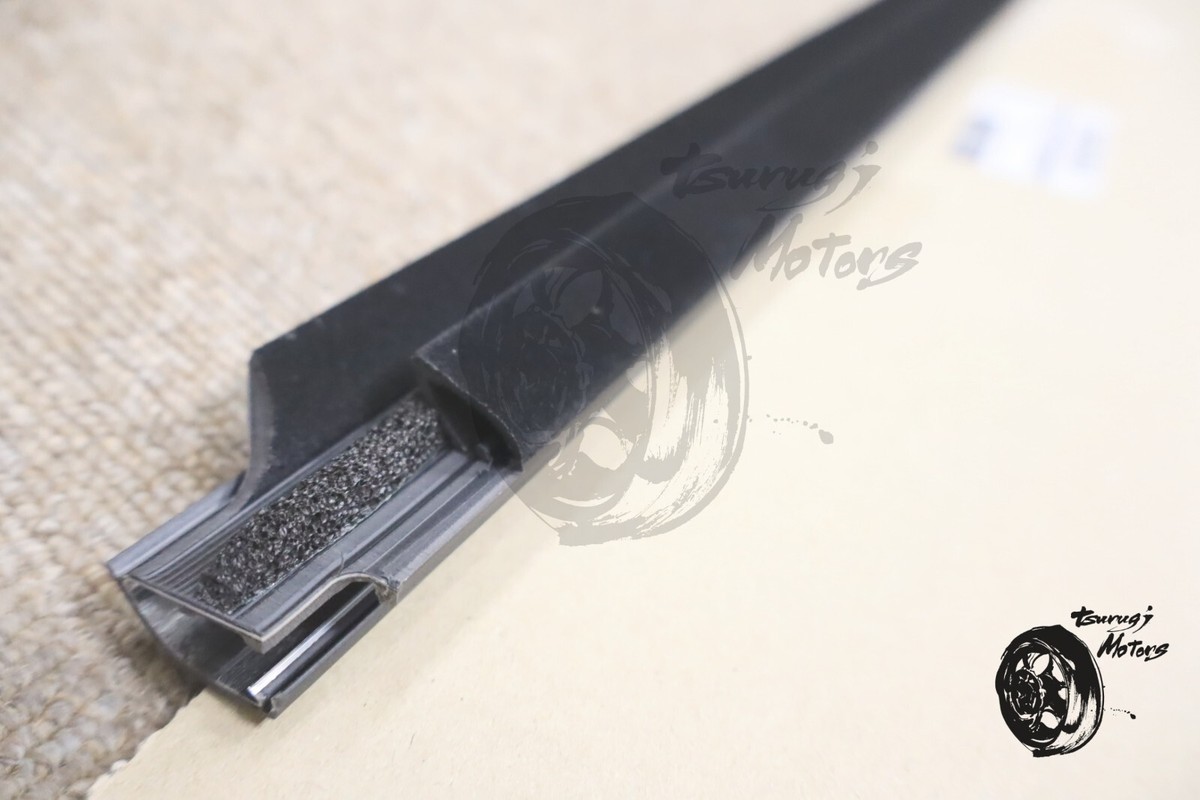Nissan Genuine 370Z Z34 Front Outside Door Molding Set 80820